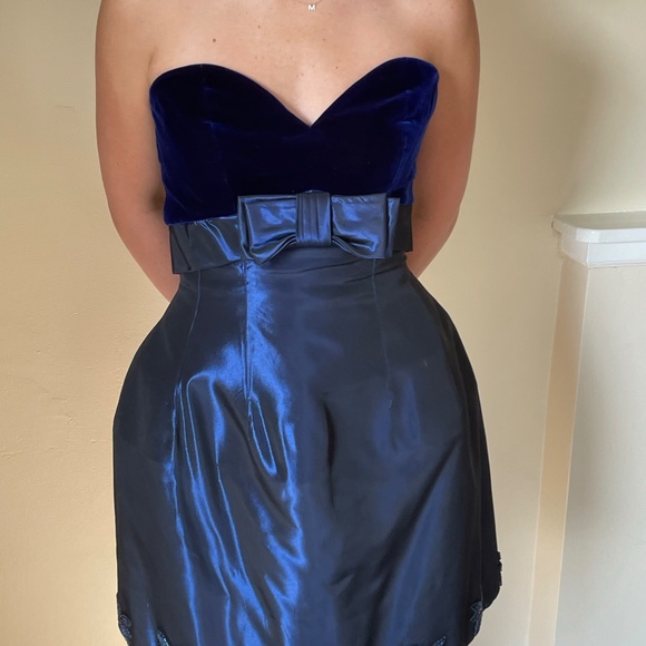 Strapless blue velvet & Satin dress sz 4. By Oleg Cassini Dress - Picture 2 of 3